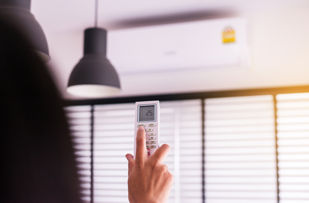Installation de pompe à chaleur et climatisation 95 - Clim'ster Installateur de pompes à chaleur et climatisation pour particuliers et professionnels dans le Val-d'Oise 95 et Île-de-France.