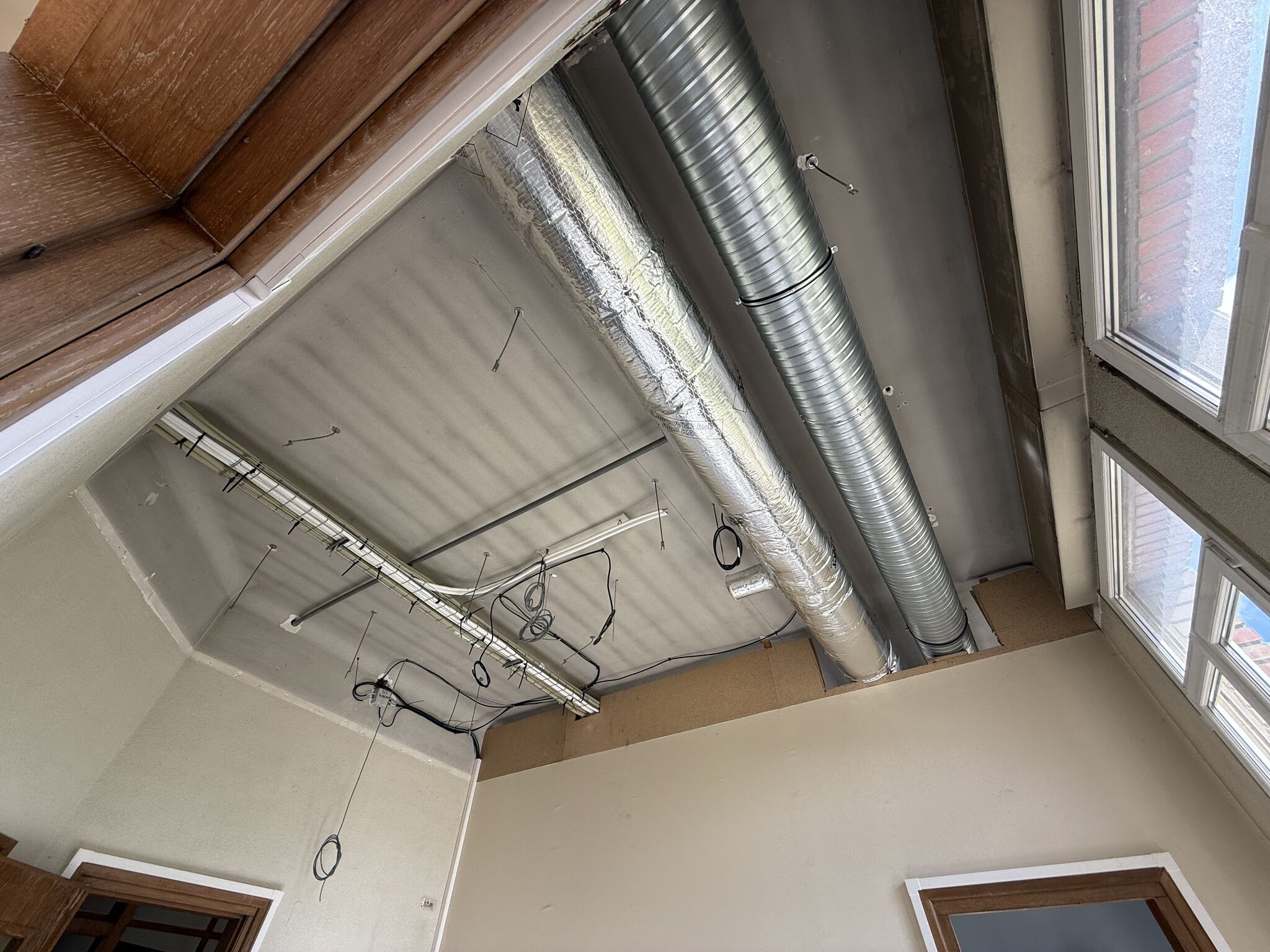 Climatisation de locaux tertiaires en VRV Mitsubishi dans les Yvelines image 3