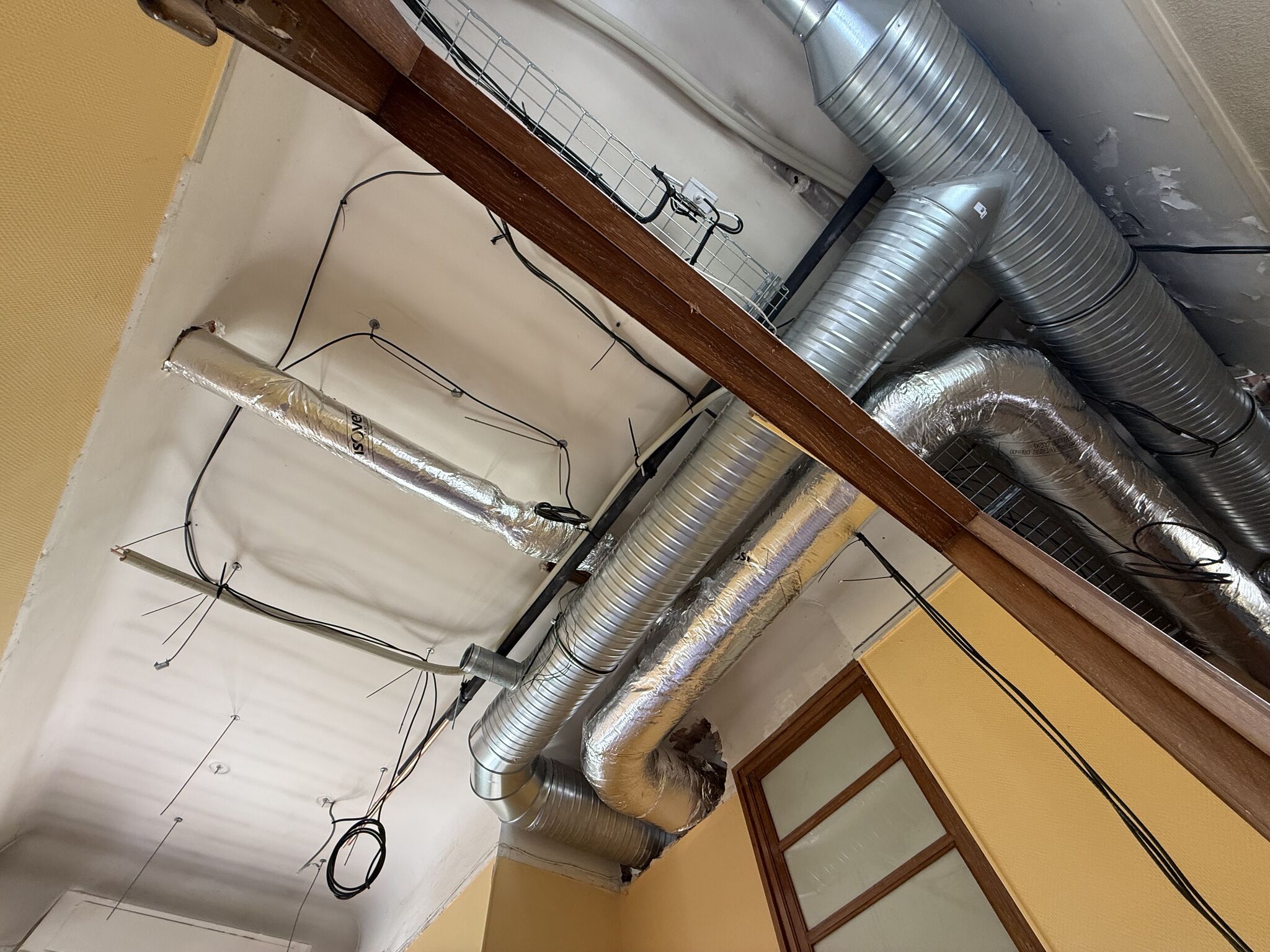 Climatisation de locaux tertiaires en VRV Mitsubishi dans les Yvelines image 7