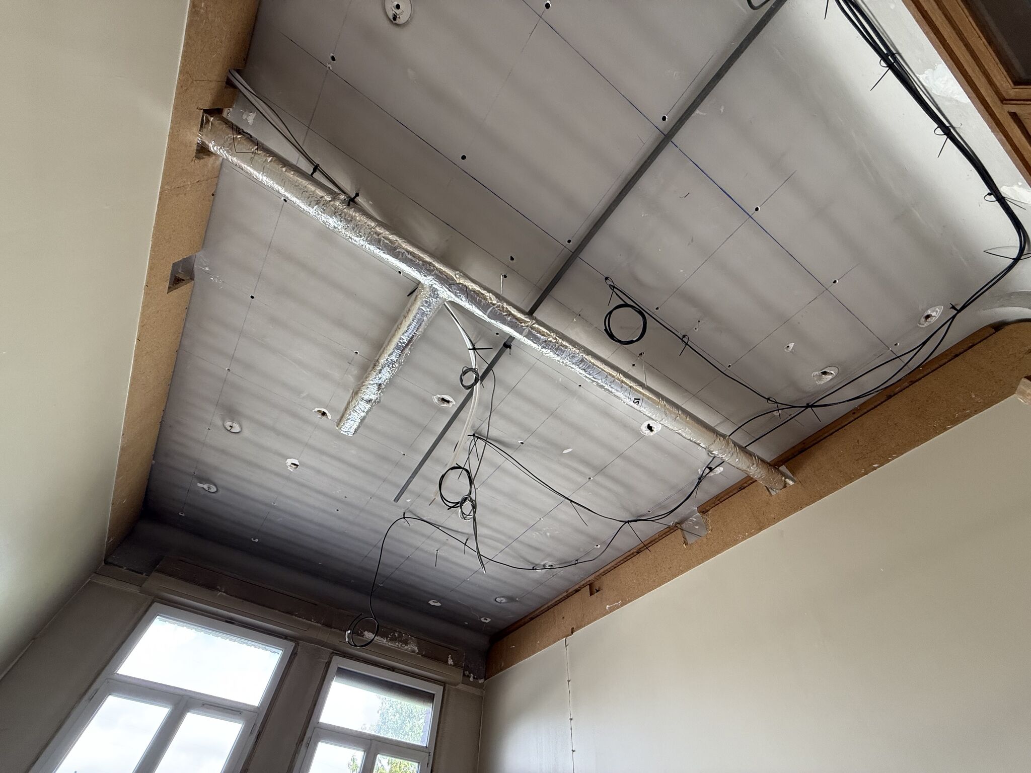 Climatisation de locaux tertiaires en VRV Mitsubishi dans les Yvelines image 9